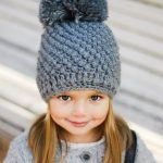 Gorro niña con pon pon