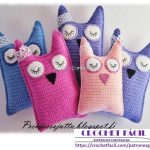 Cojín Crochet Gatito